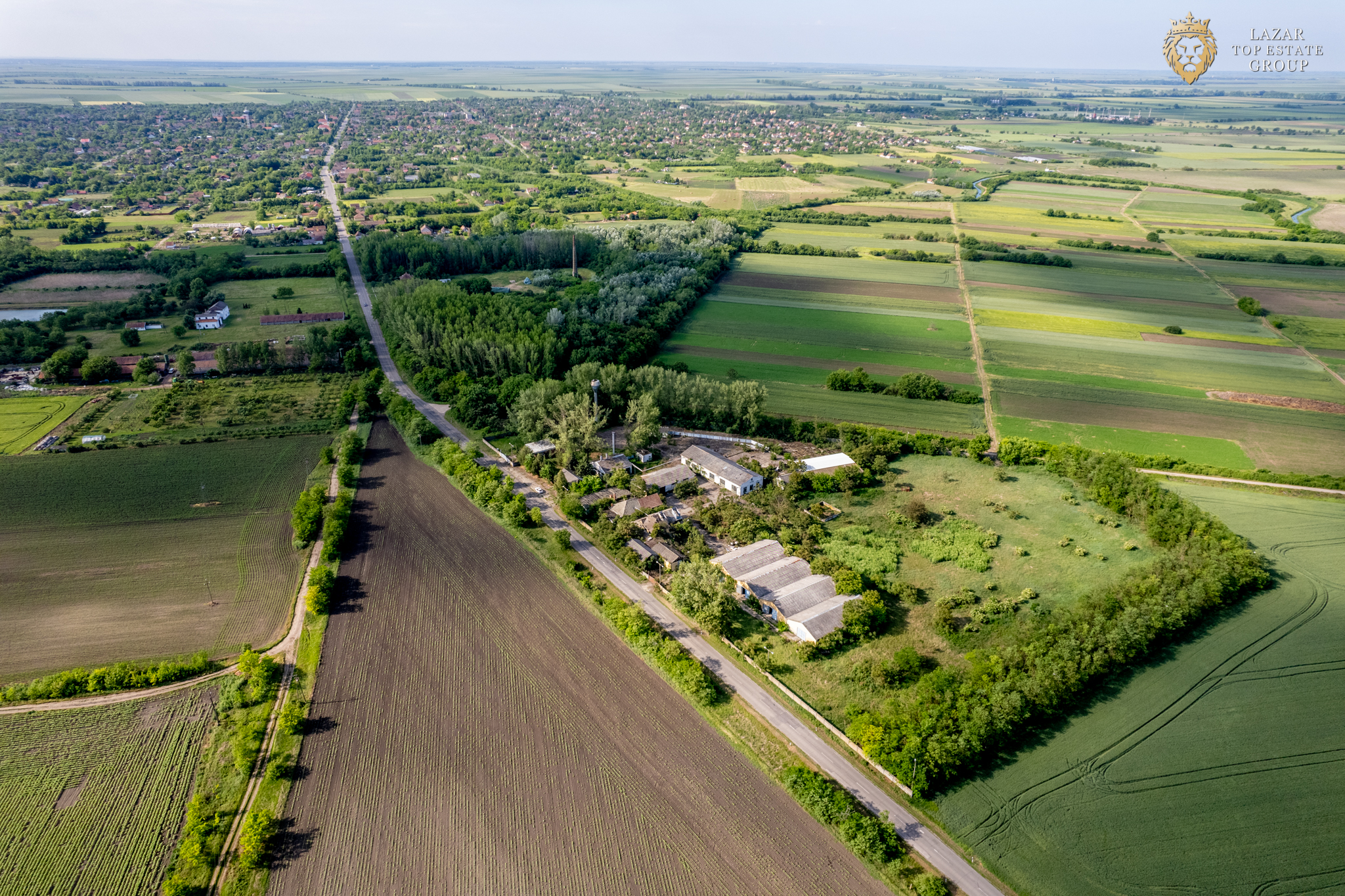 Cladire industriala de vanzare cu potential 3,5 ha in Batania