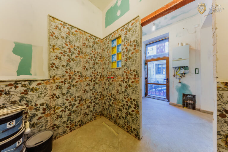 Apartament clasic 4 camere de vanzare Unirii