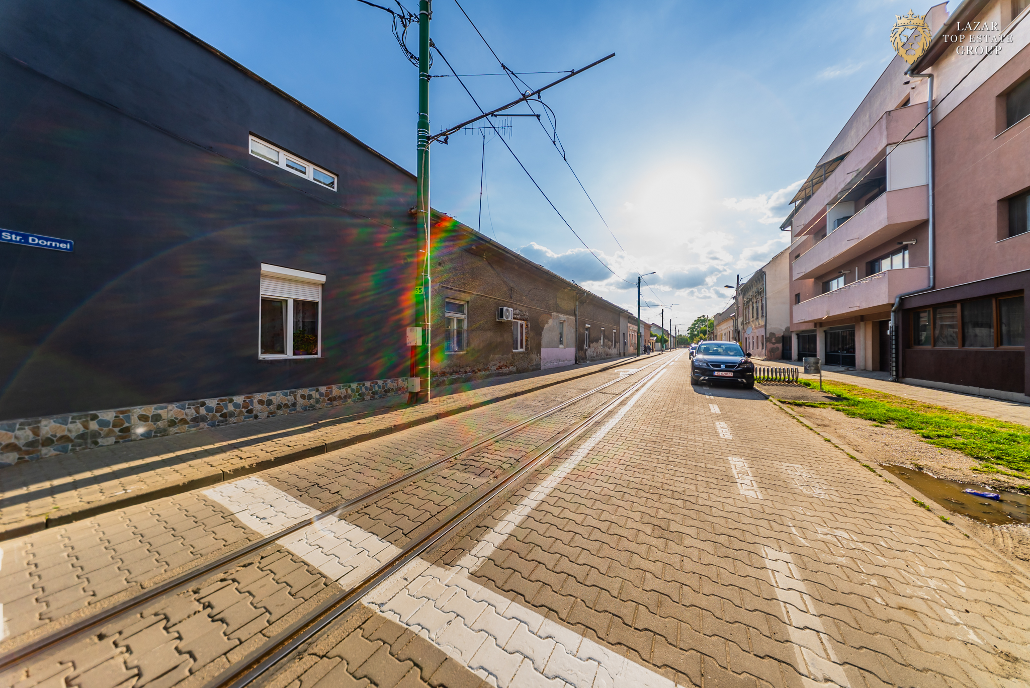 Apartament la casa de vanzare zona Boul Rosu