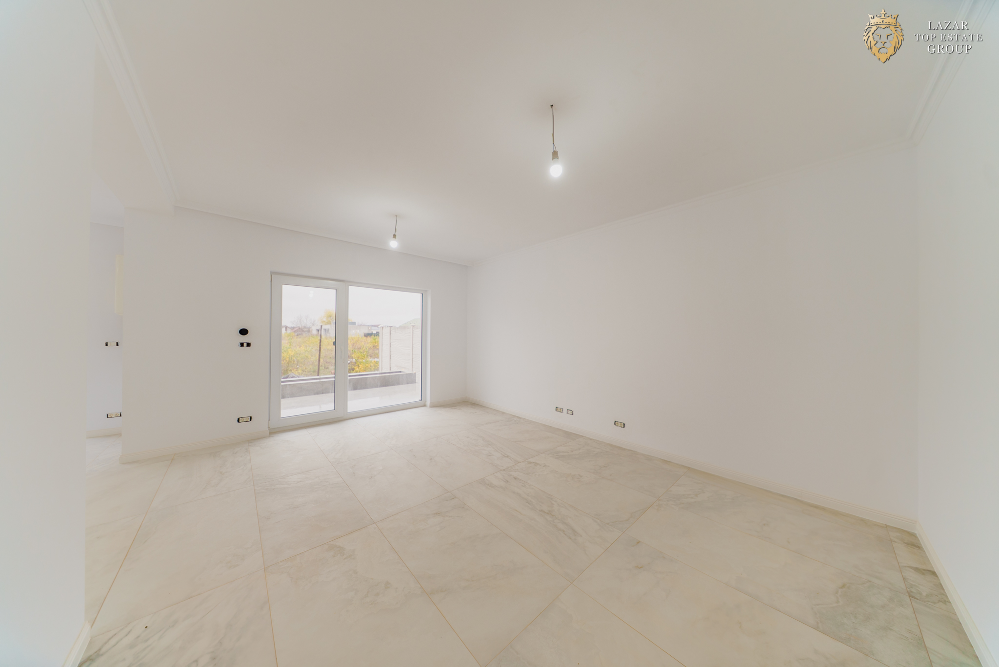 Vila noua 5 camere de vanzare in Gai