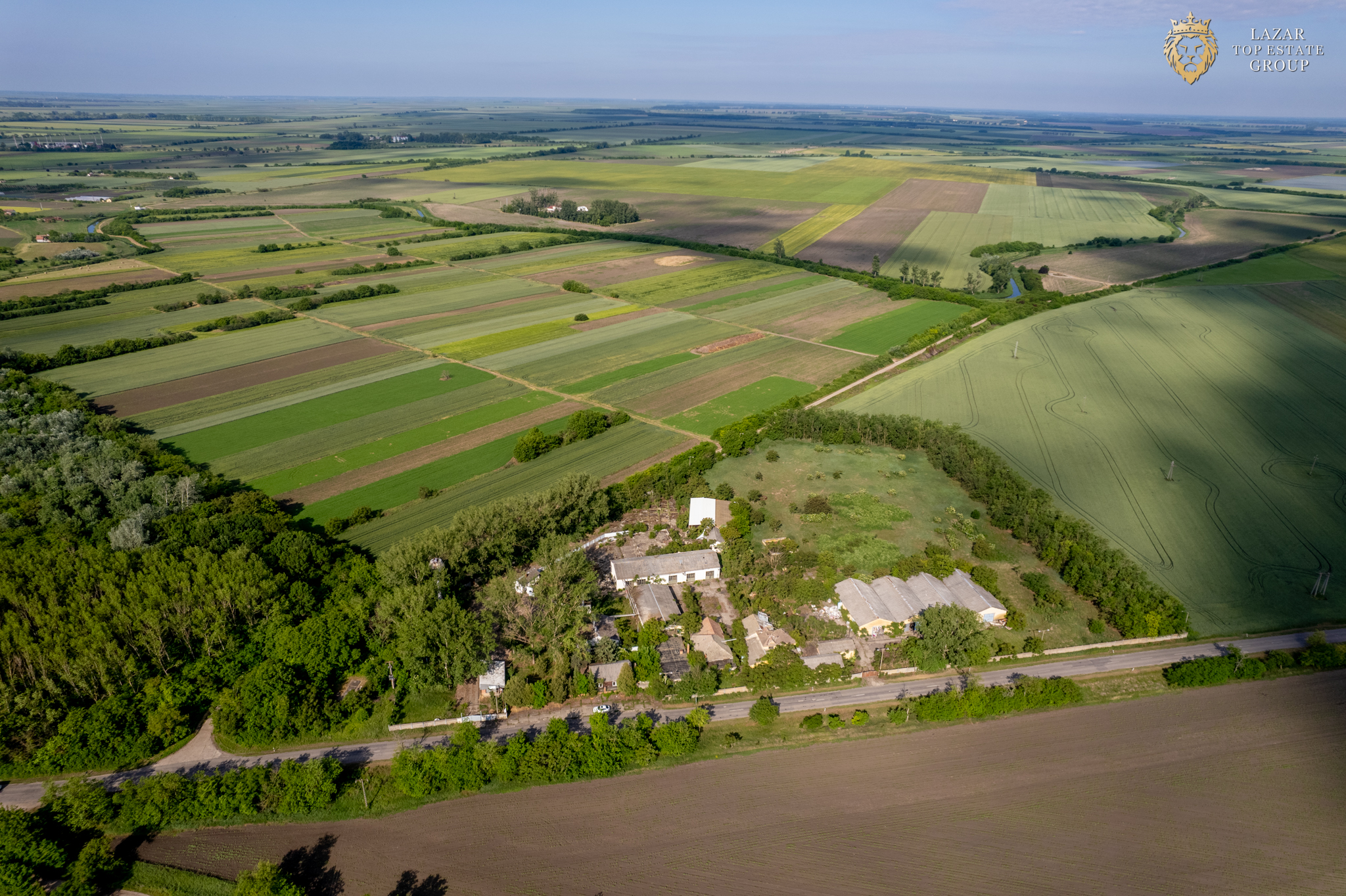 Cladire industriala de vanzare cu potential 3,5 ha in Batania