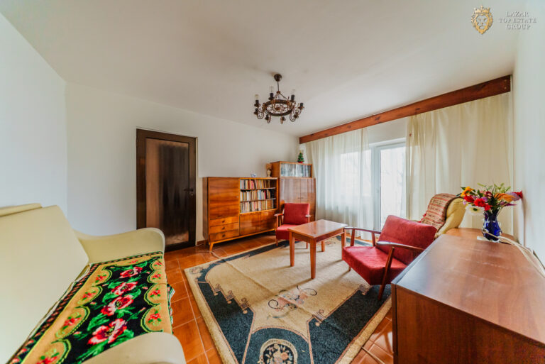 Apartament 2 camere Micalaca De Vanzare