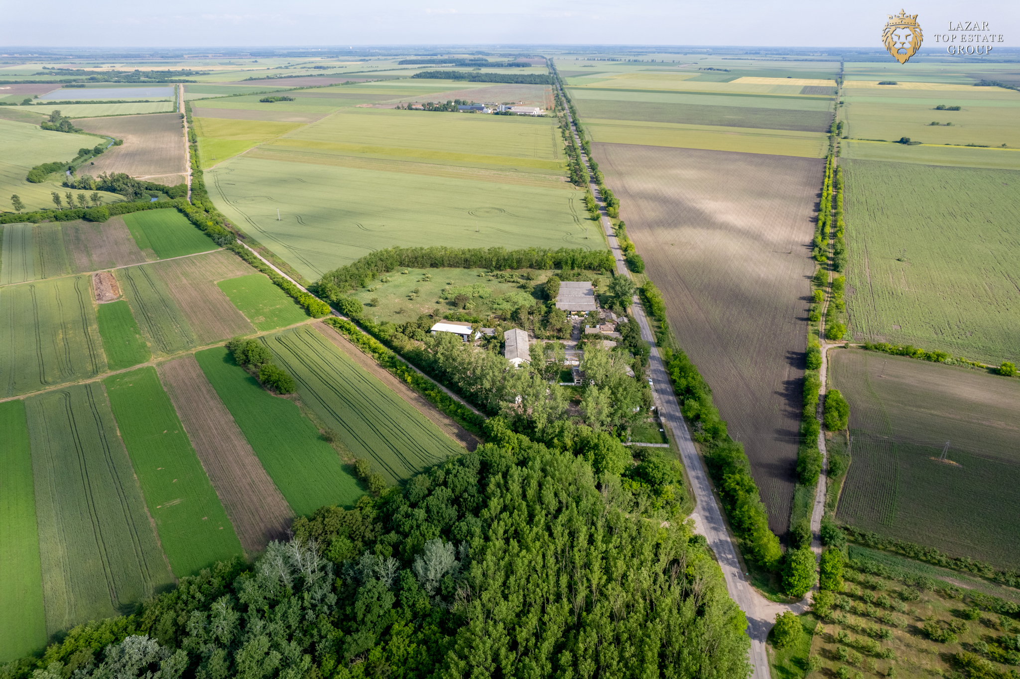 Cladire industriala de vanzare cu potential 3,5 ha in Batania