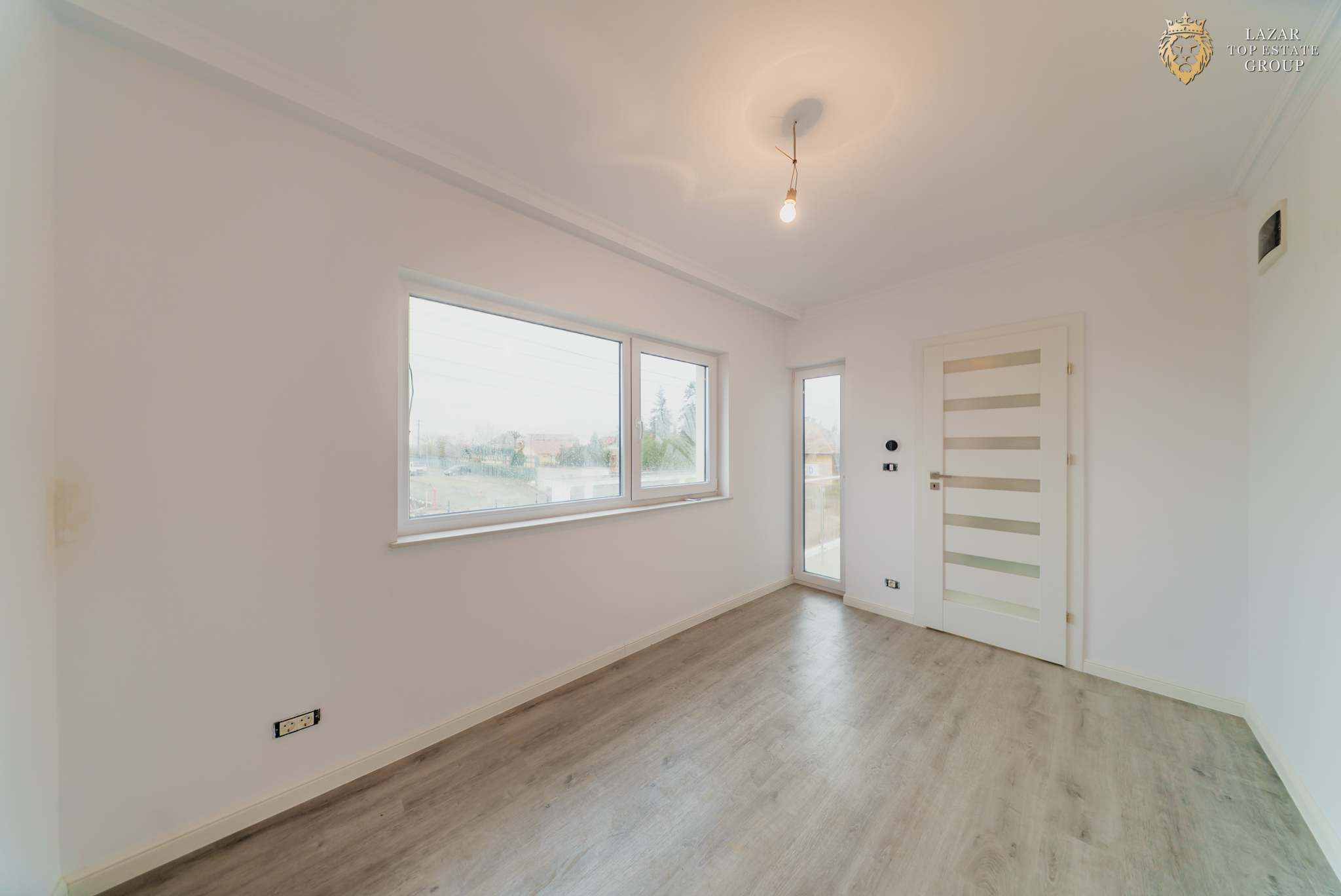 Vila noua 5 camere de vanzare in Gai