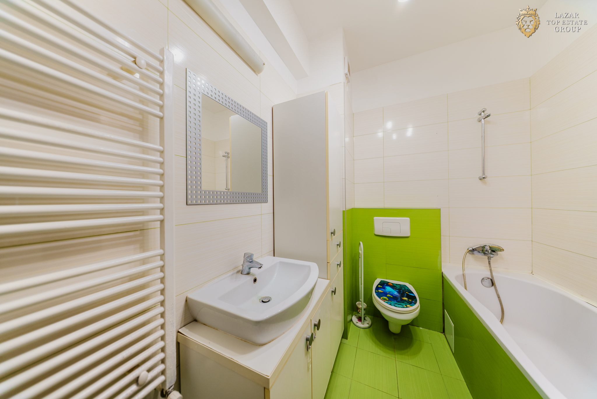 Apartament 2 camere modern la Ared UTA