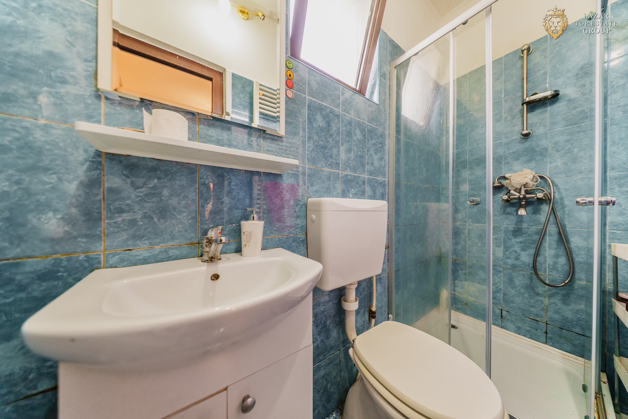 Apartament 2 camere la casa de vanzare in Arad