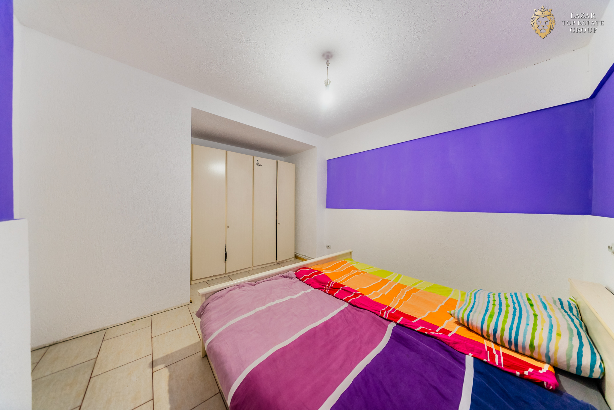 Casa de vanzare 7 camere Santana