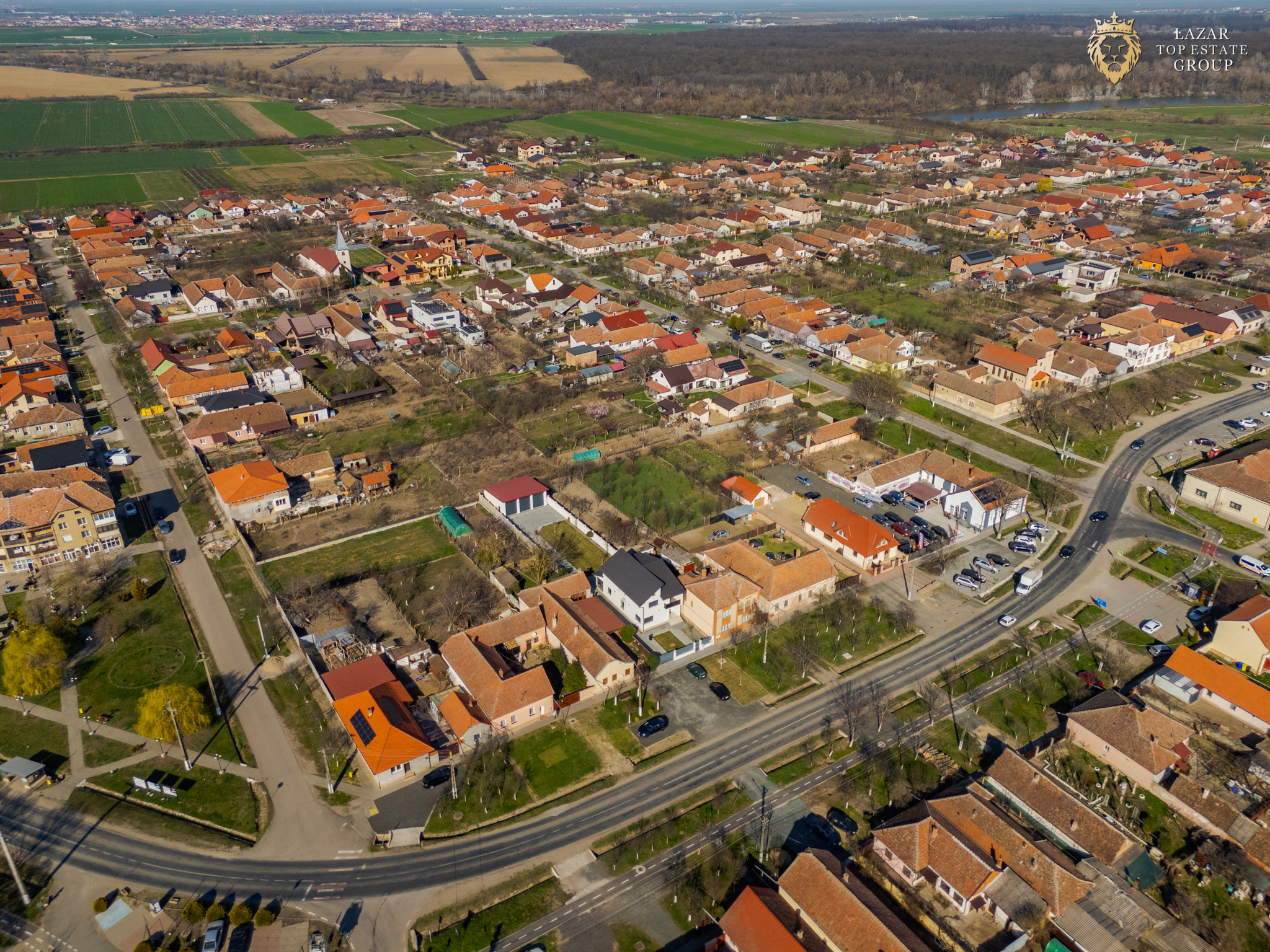 Casa 5 camere Fantanele de vanzare