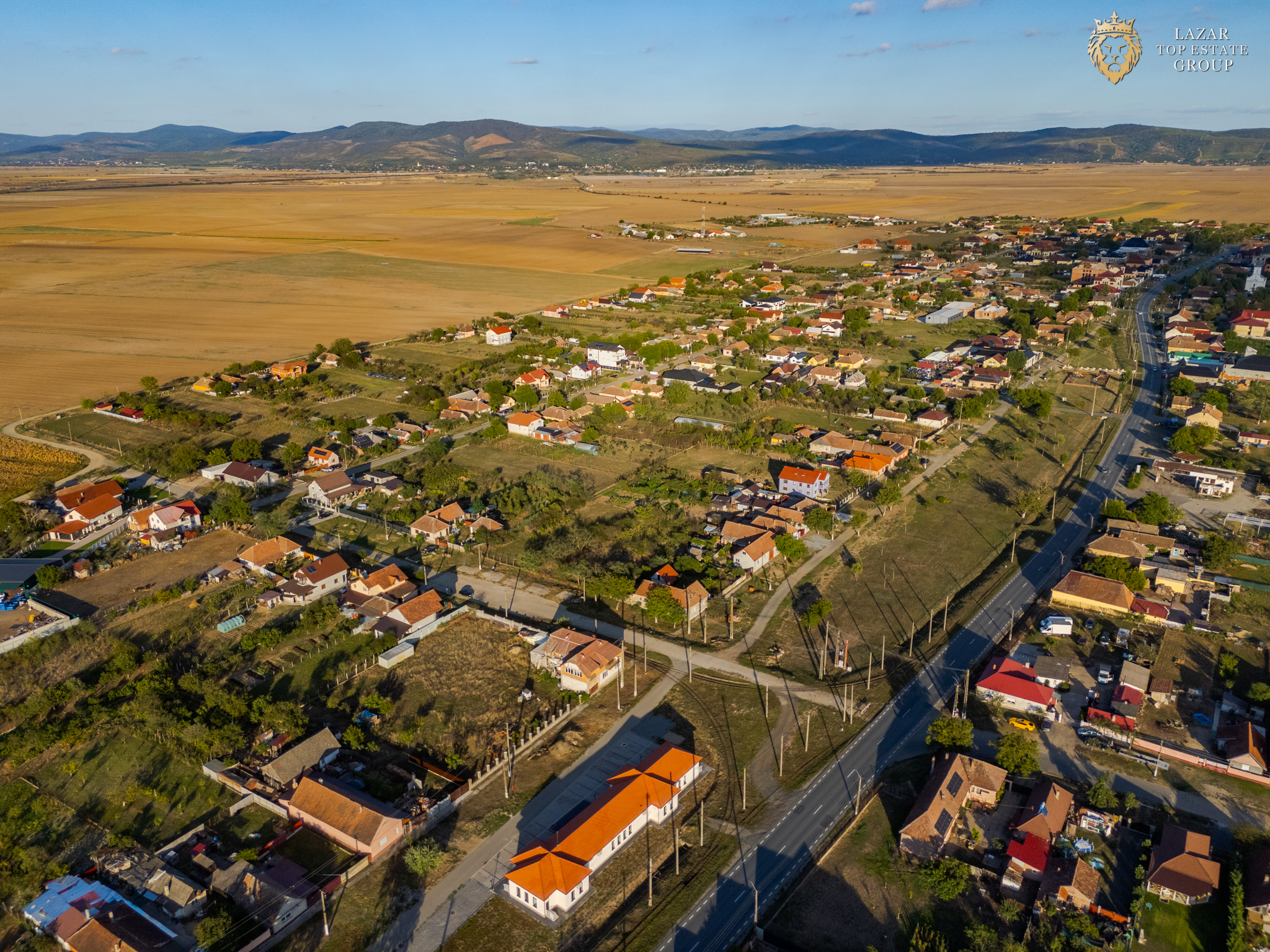 Teren Intravilan De Vanzare Sambateni