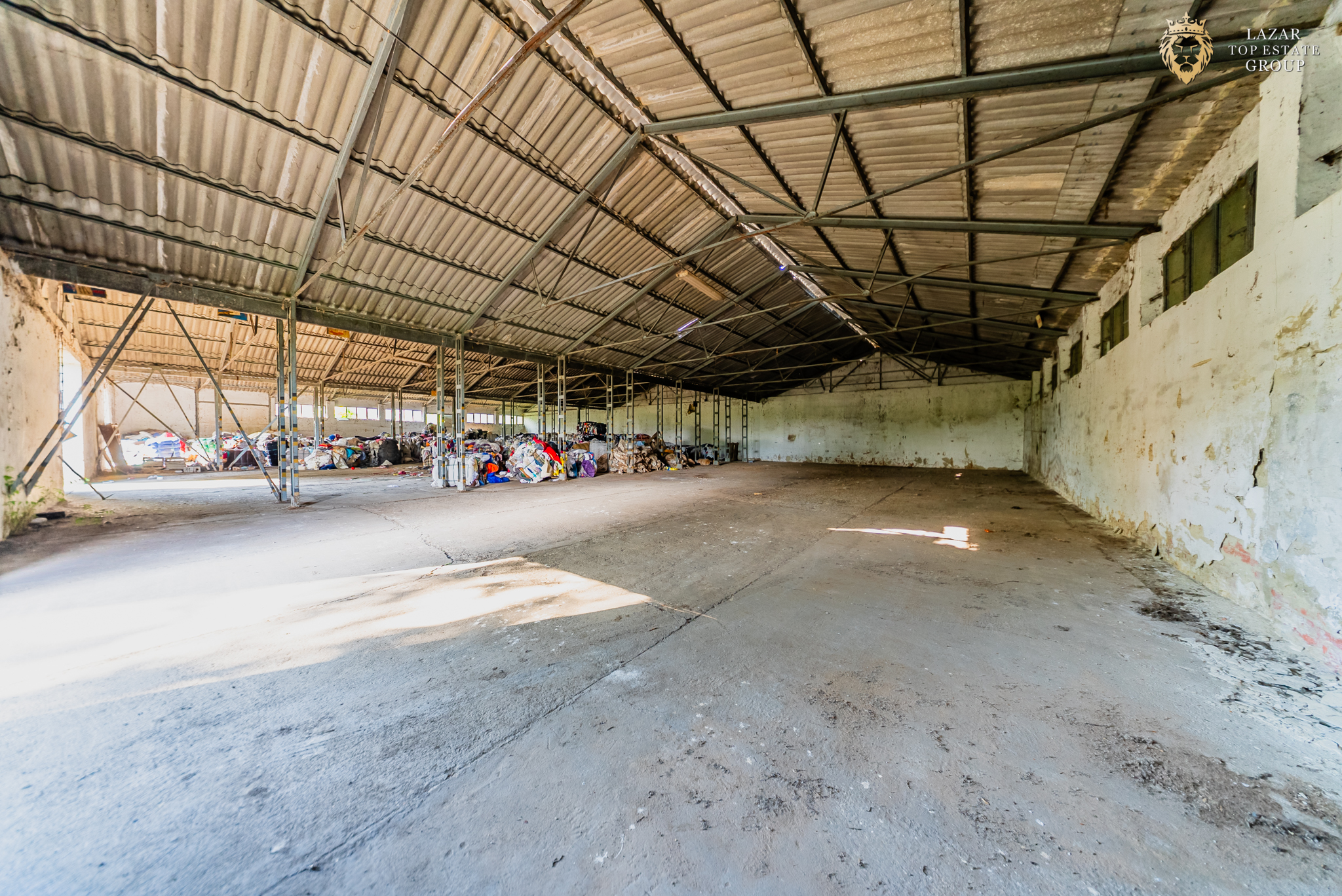 Cladire industriala de vanzare cu potential 3,5 ha in Batania