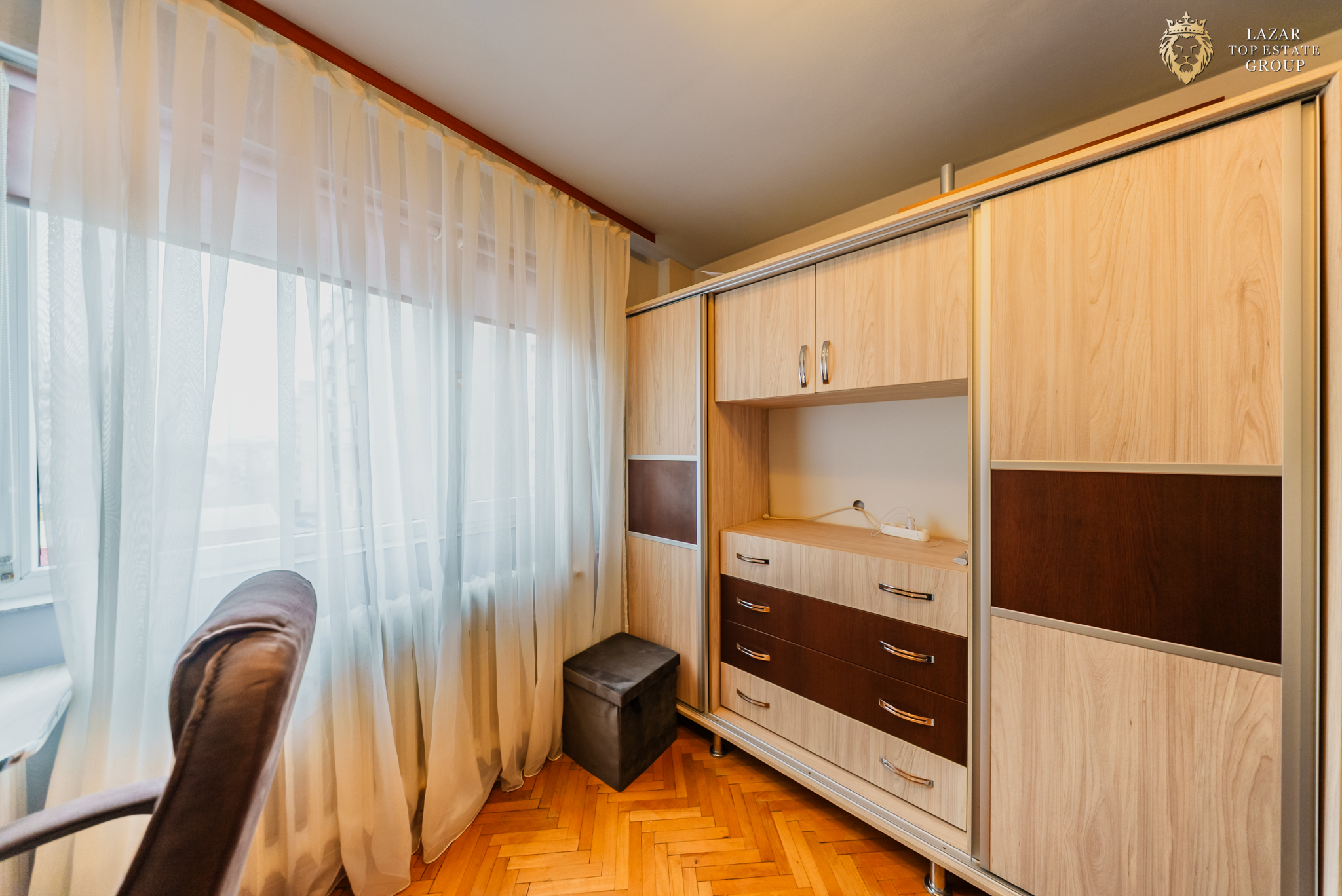 Apartament 2 camere de vanzare in Vlaicu