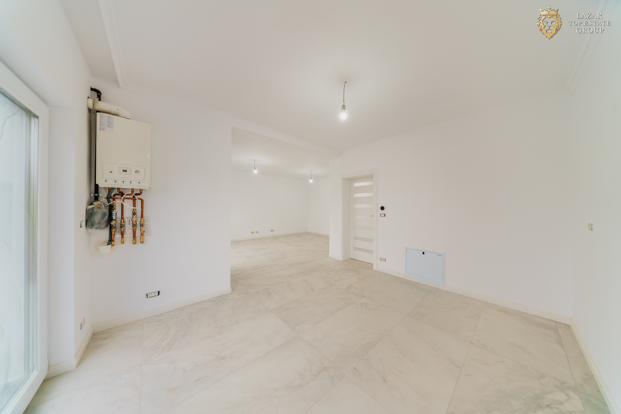 Vila noua 5 camere de vanzare in Gai