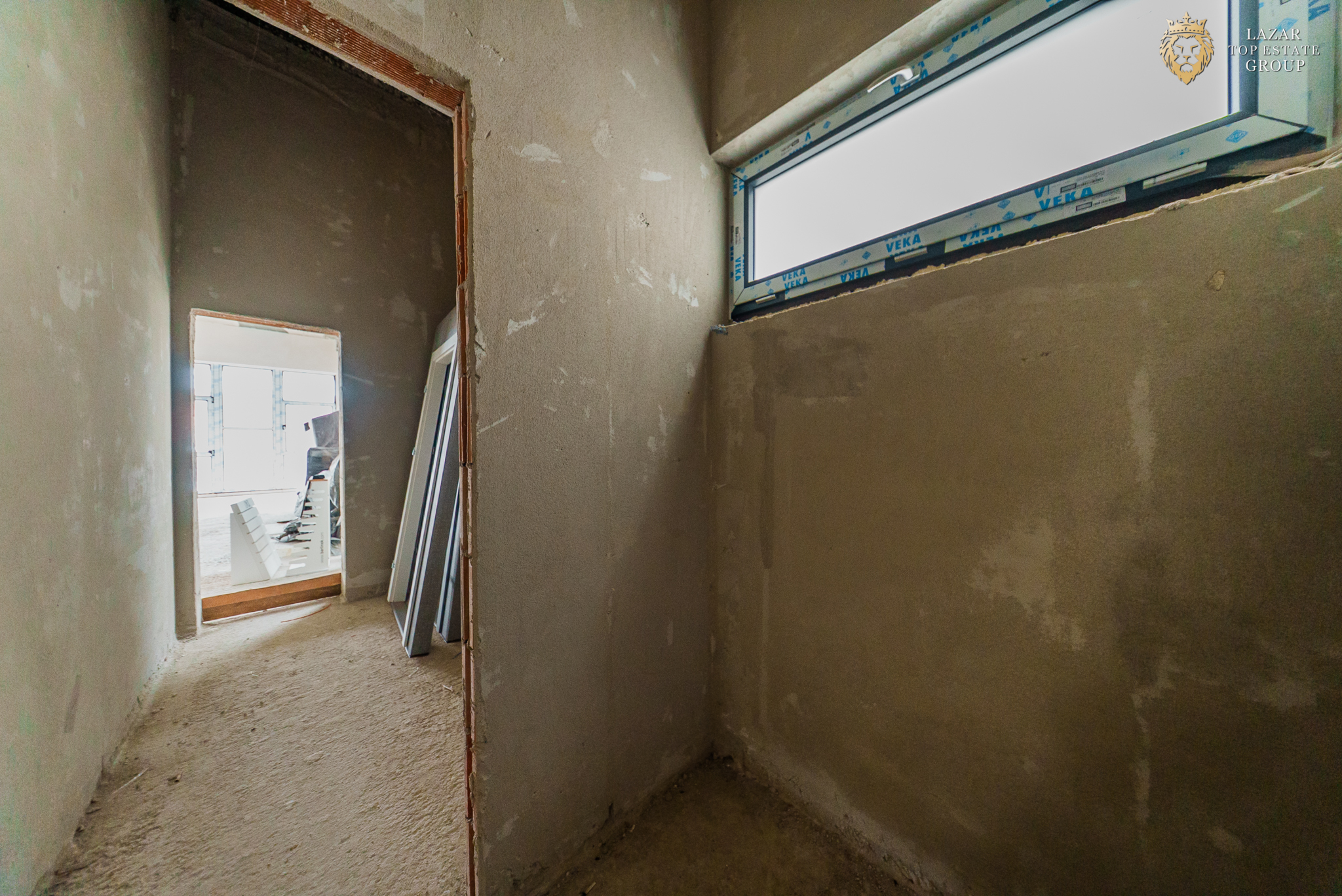 Spatiu Comercial Premium – 370 mp, Vitrină 13 m, 3 Intrări • Adora Par