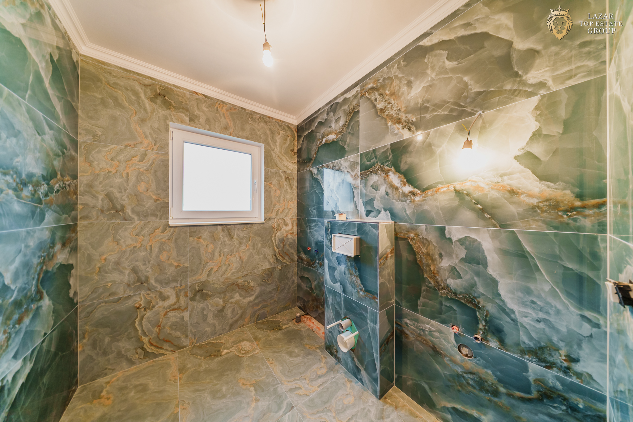 Vila noua 5 camere de vanzare in Gai