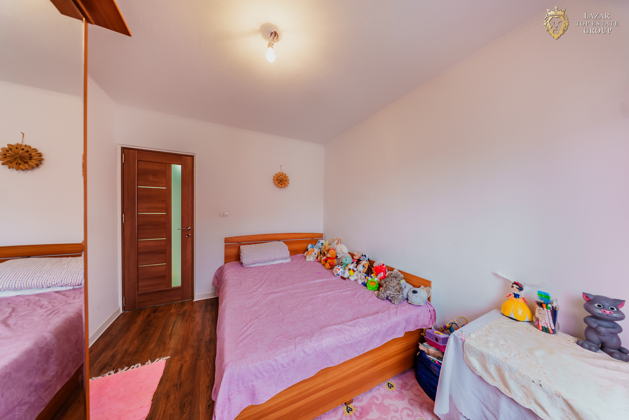 Apartament 3 Camere de inchiriat Alfa