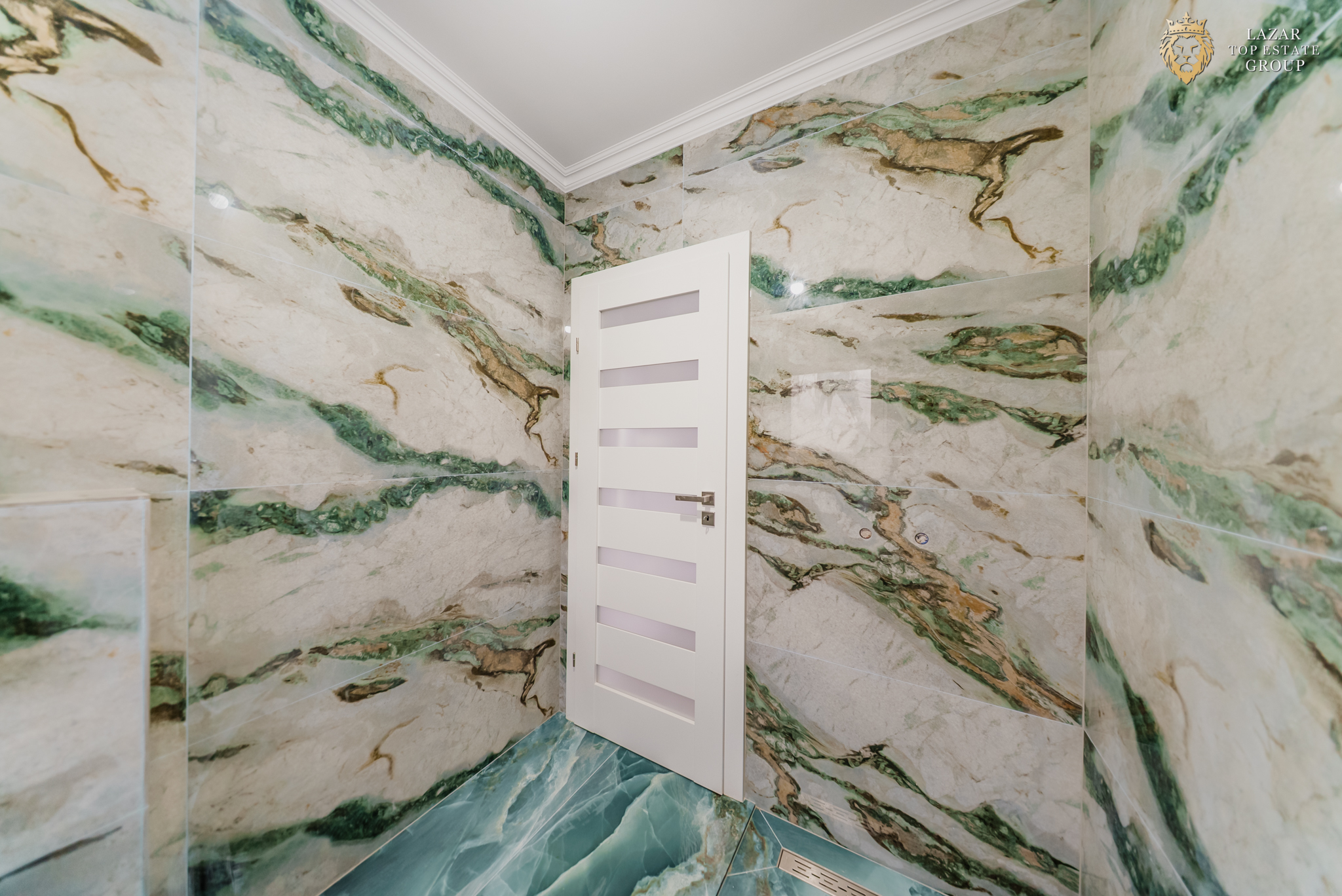 Vila noua 5 camere de vanzare in Gai