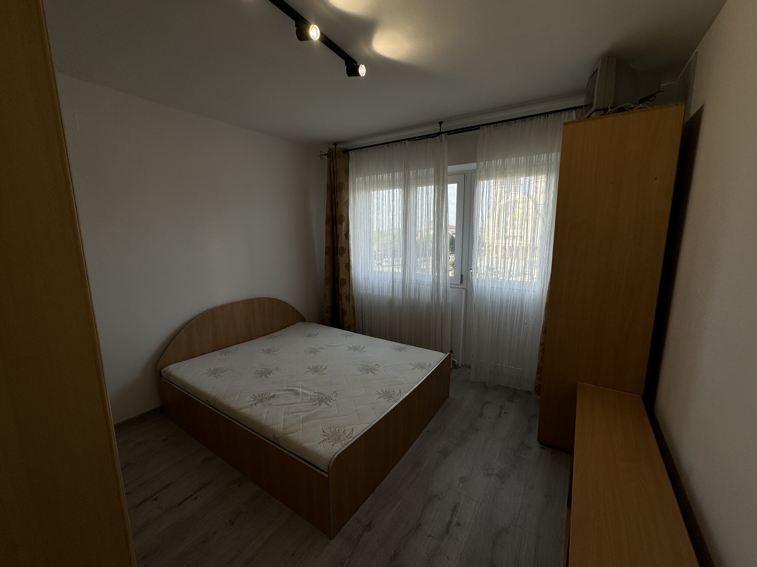 Apartament 2 Camere modern in Podgoria