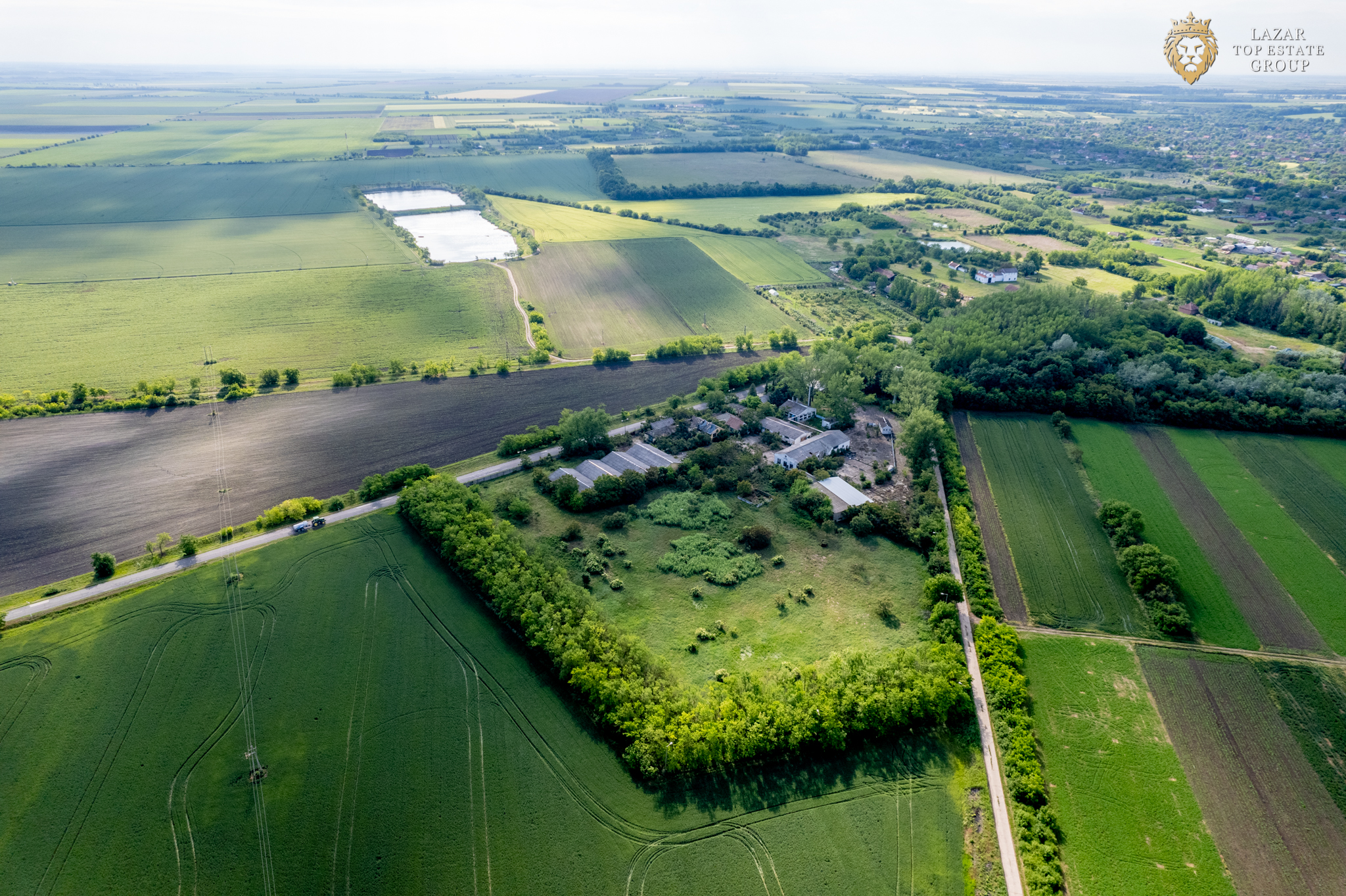 Cladire industriala de vanzare cu potential 3,5 ha in Batania