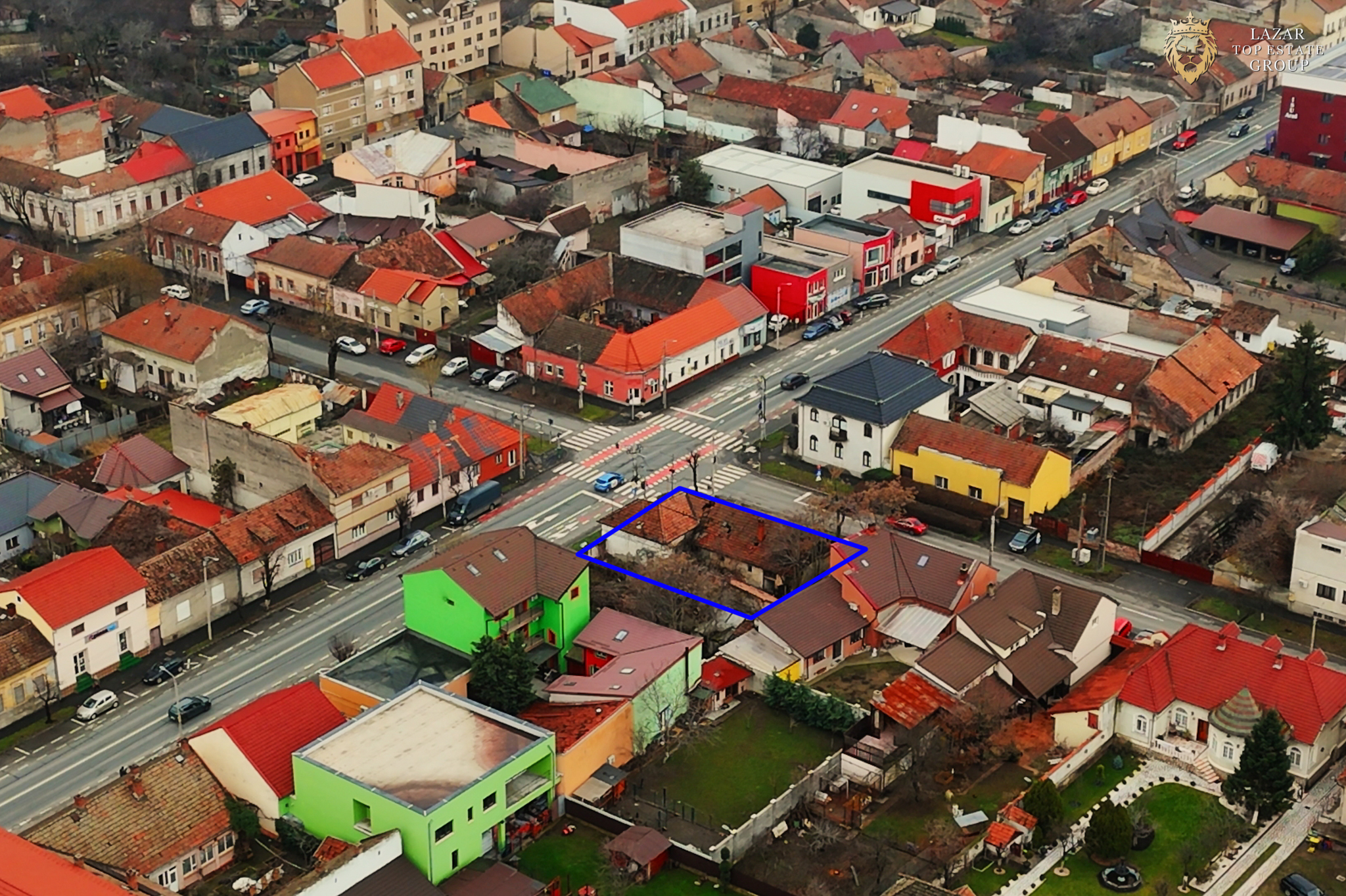 Teren- 2 fornturi stradale de vanzare pe Andrei Saguna