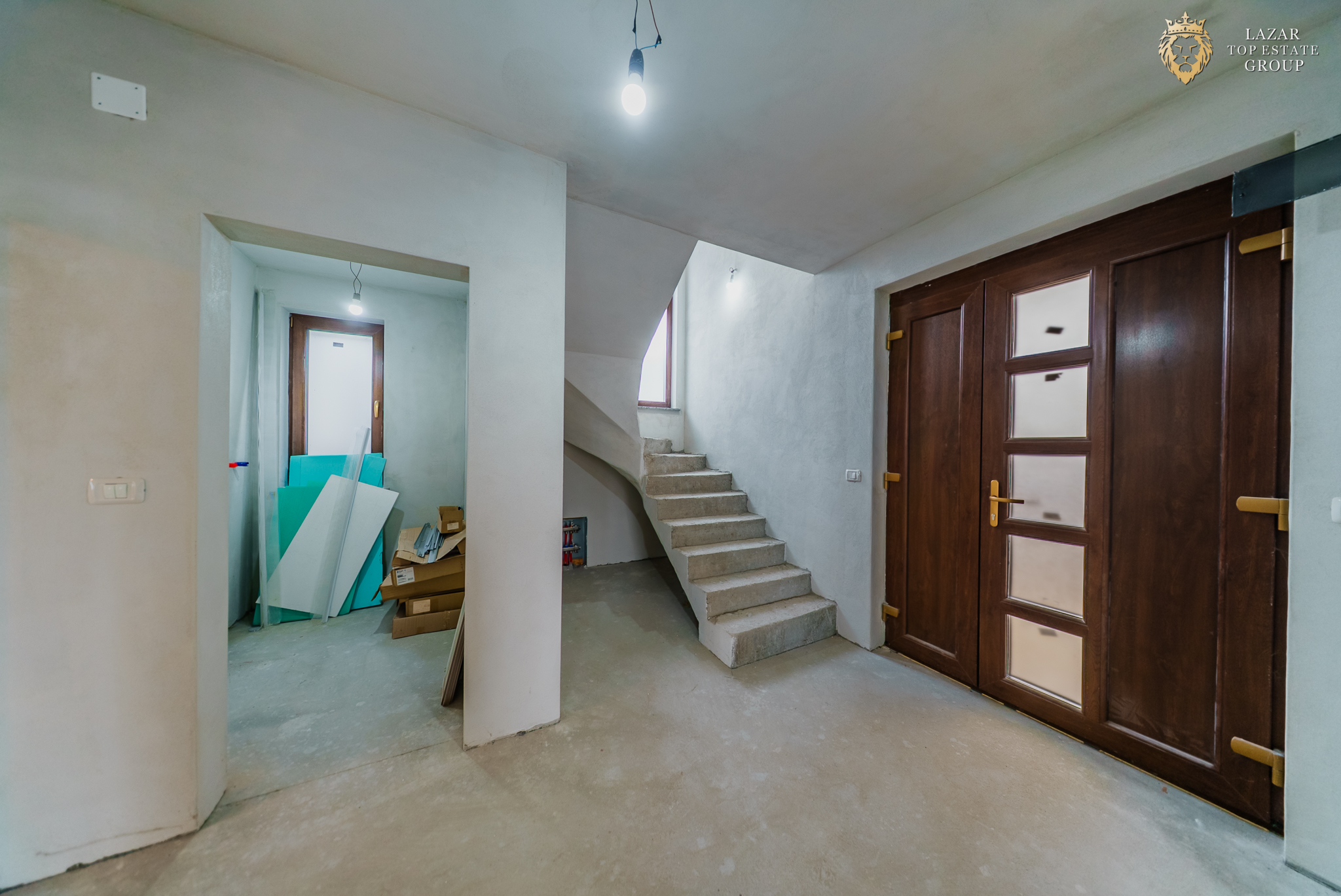 Vilă noua P+M in Sanleani