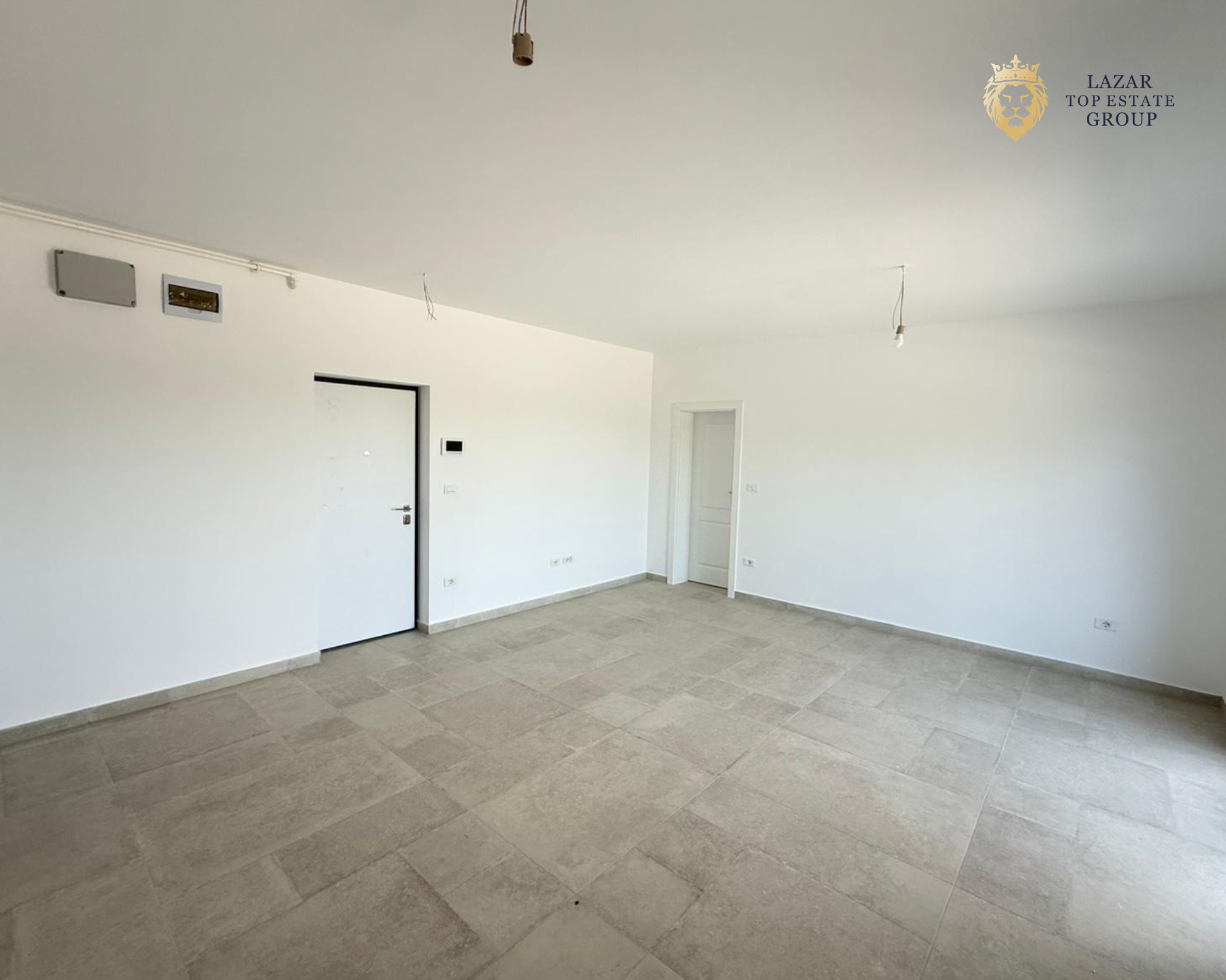 Apartament de vanzare 3 camere, Zona Gradiste