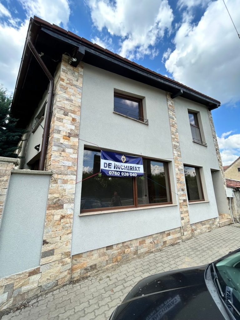 Spațiut de închiriat cu 7 camere, Zona Subcetate