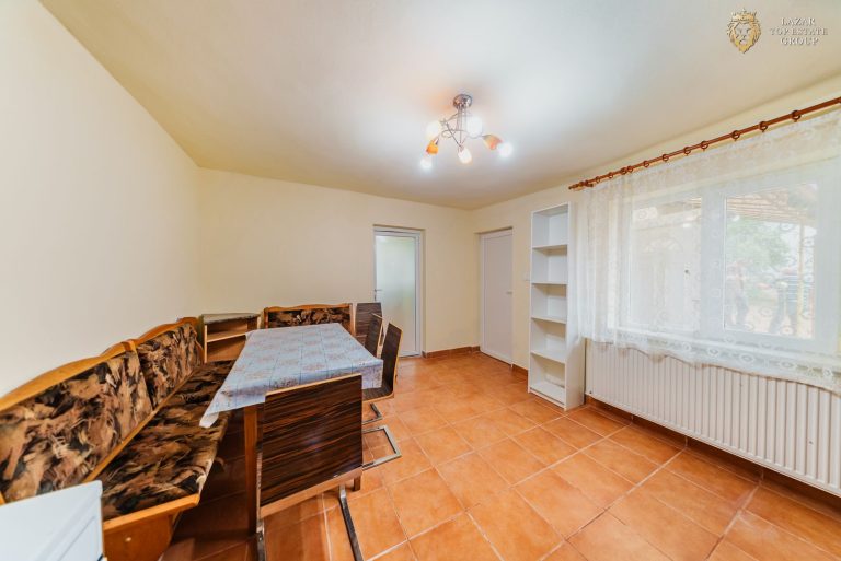 Casa 3 camere de vanzare in Minis