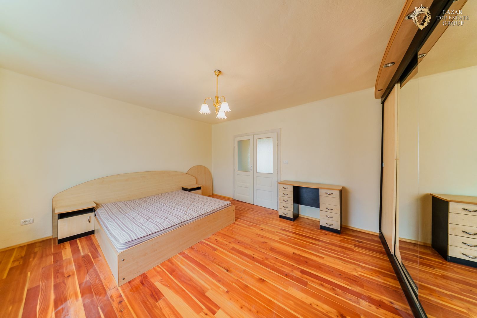 Casa 3 camere de vanzare in Minis