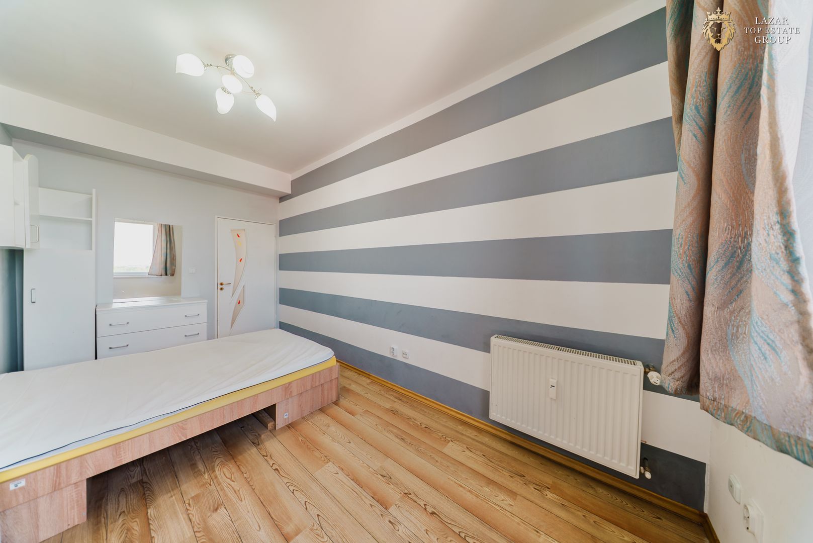 Apartament 2 camere de vanzare Ared UTA
