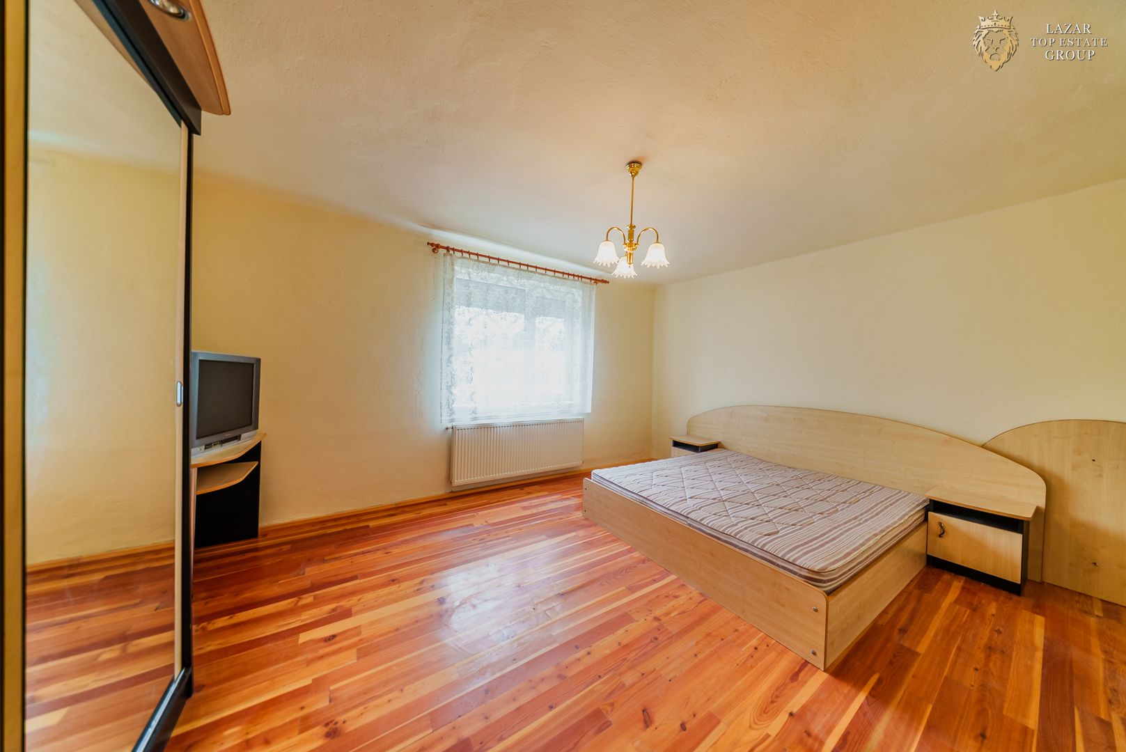 Casa 3 camere de vanzare in Minis