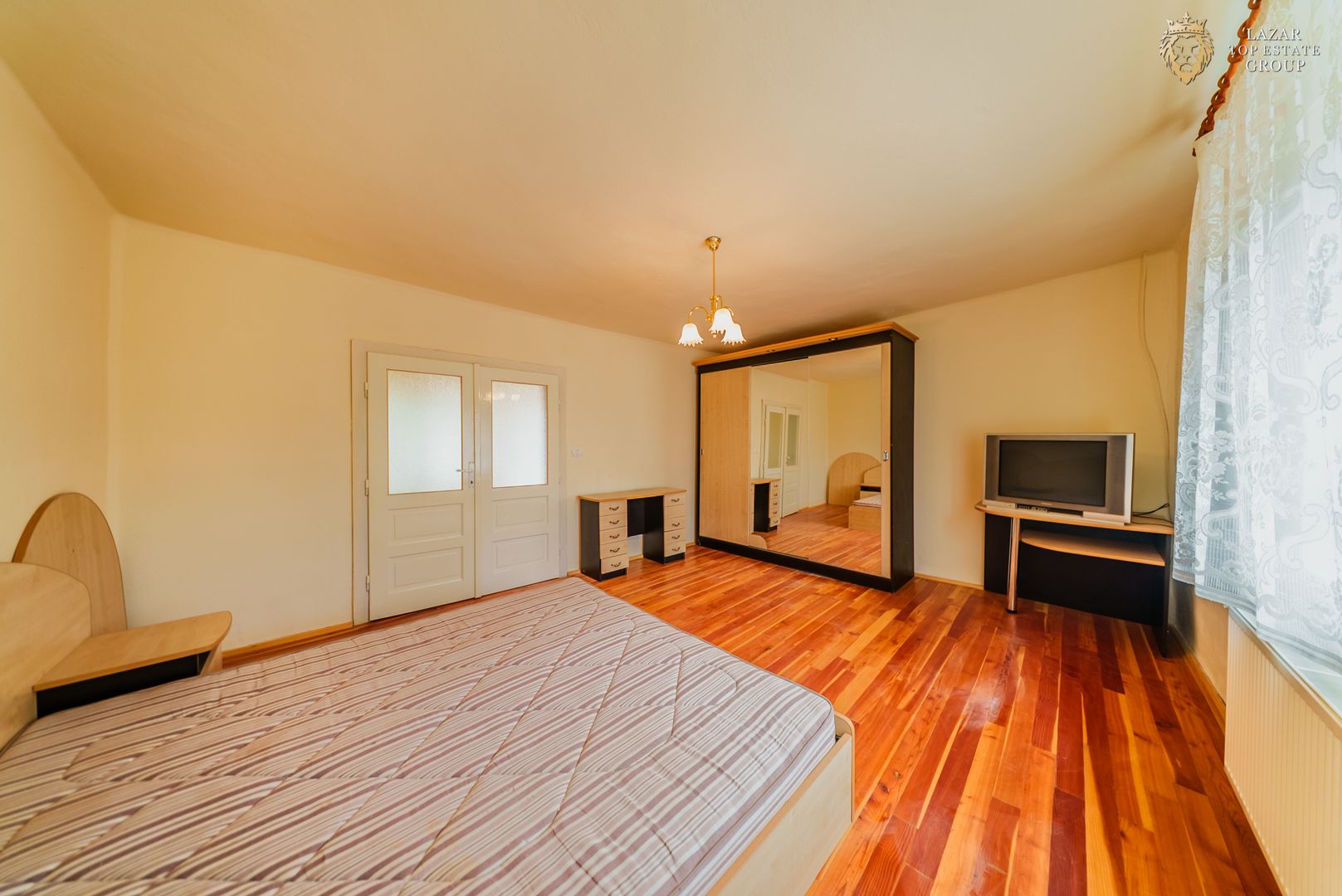 Casa 3 camere de vanzare in Minis